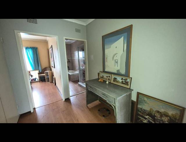 3 BEDROOM APARTMENT FOR SALE IN ASTON MANOR